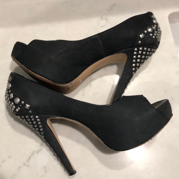Vince Camuto  heels - Picture 7 of 11